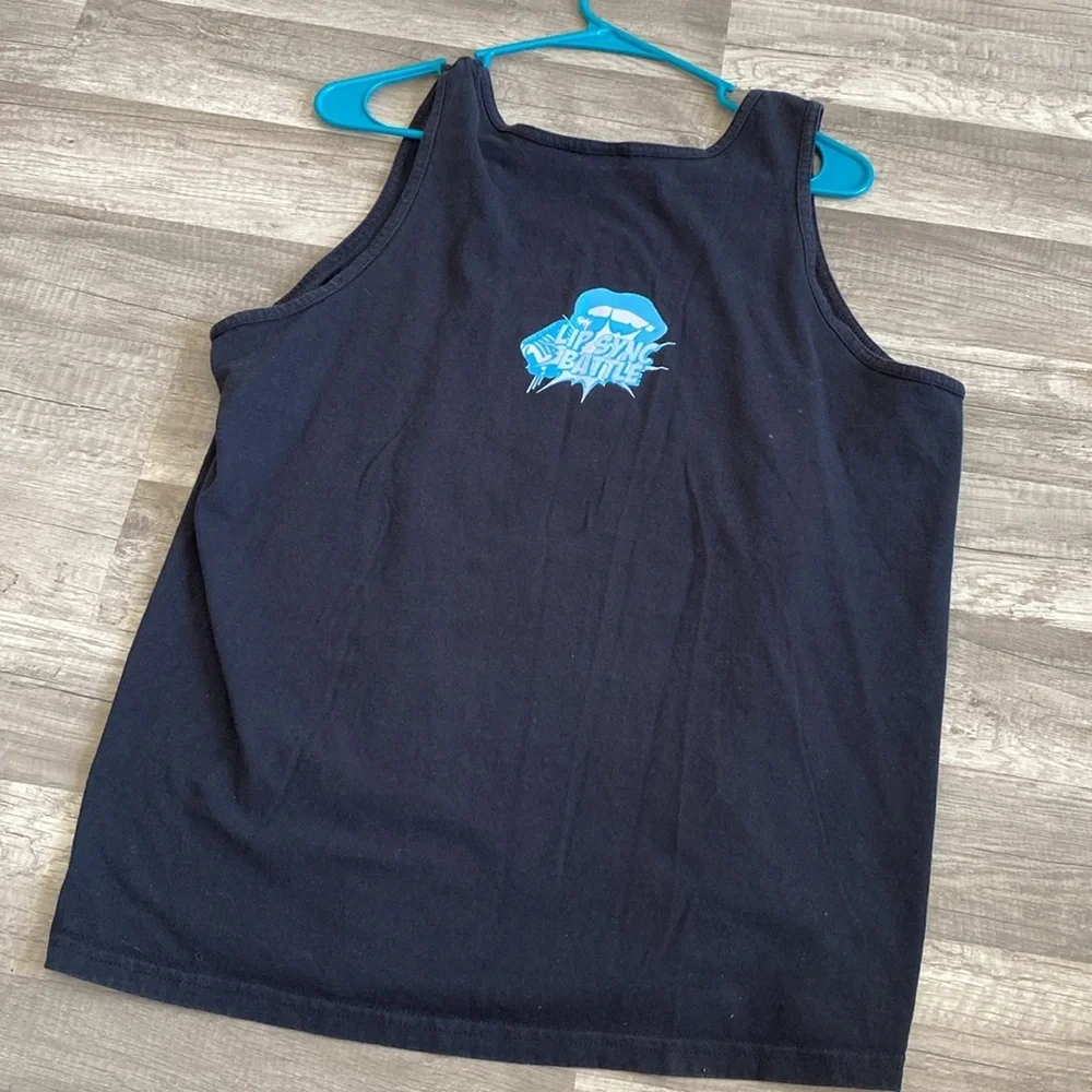 ❤️ 3/$15 Black Tank Top with Vibrant Graphic - Picture 2 of 2